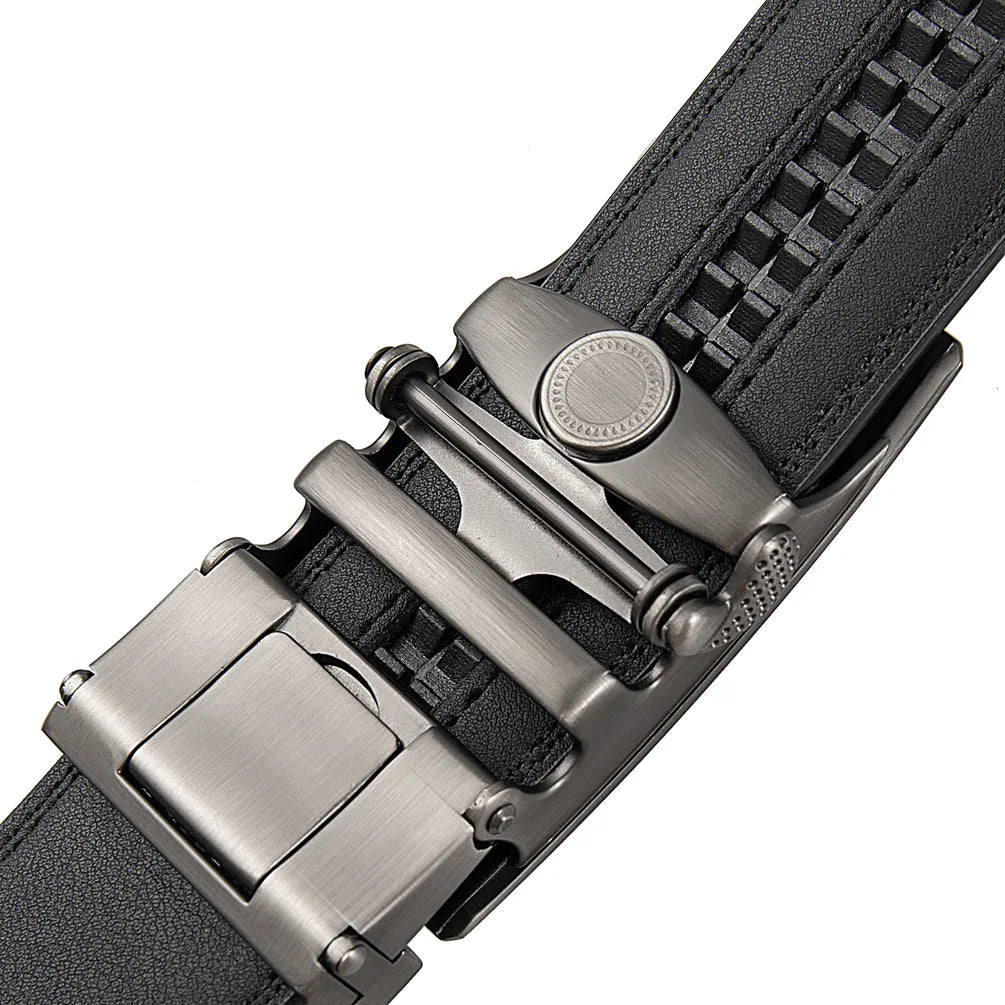 Hulløst skinnbelte med børstet metallspenne - Tidløs eleganse